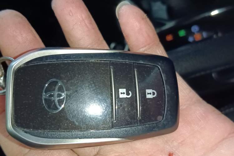 Used Toyota RAV4 2018 2.0L CVT Two-Wheel Drive Fashion X Edition
