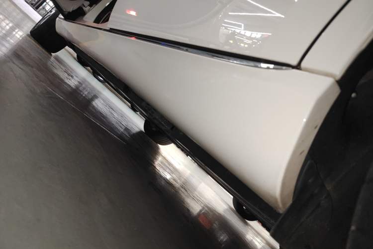 Used Mercedes-Benz E-Class 2017 E 300 L Luxury Model