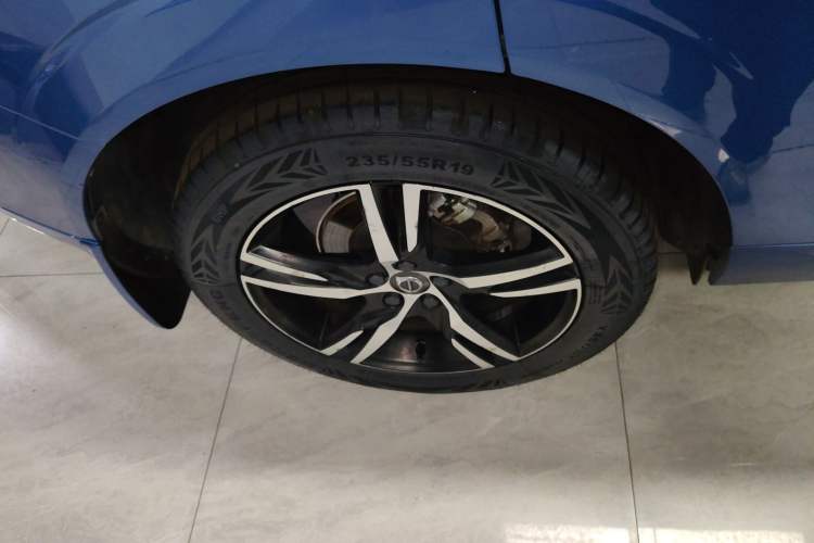 Used Volvo XC60 2019 T5 4x4 Smart & Dynamic Sport Edition China VI Standard
