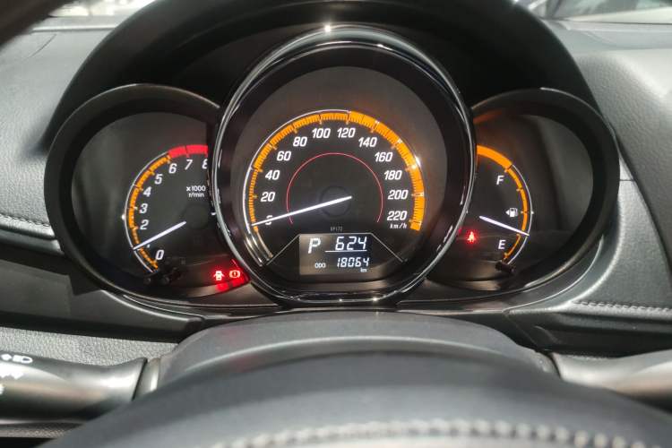 Used Toyota YARiS L 2022 X-Trail 1.5L CVT Leading PLUS Edition