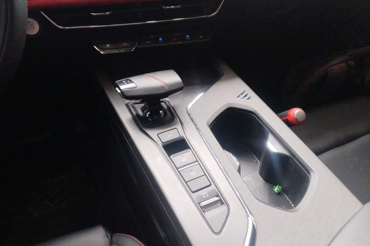 Used Changan X5 PLUS 2024 1.5T DCT Pioneer Edition
