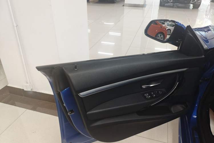 Used BMW 3 Series GT 2020 320i M Sport Package
