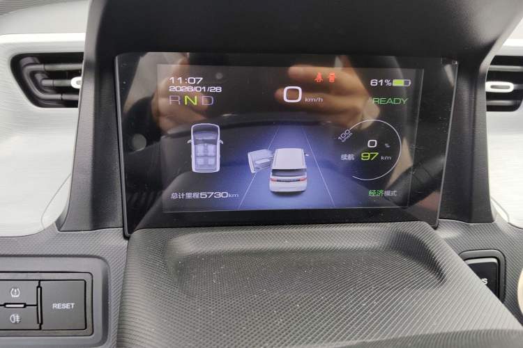 Used Wuling Hongguang MINIEV 2022 Macaron Premium Model – Lithium Iron Phosphate