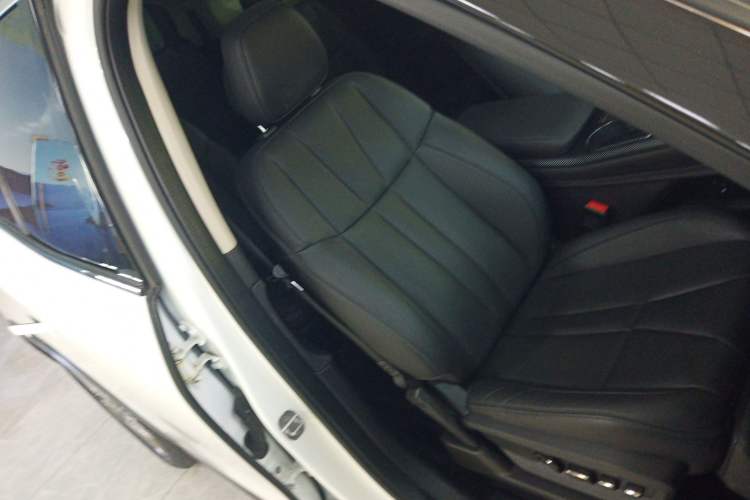 Used Nio ES8 2020 450 km Range 6-Seater Version
