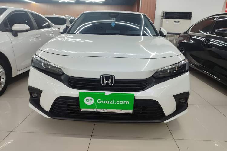 Used Honda Civic 2023 240TURBO CVT Dynamic Edition
