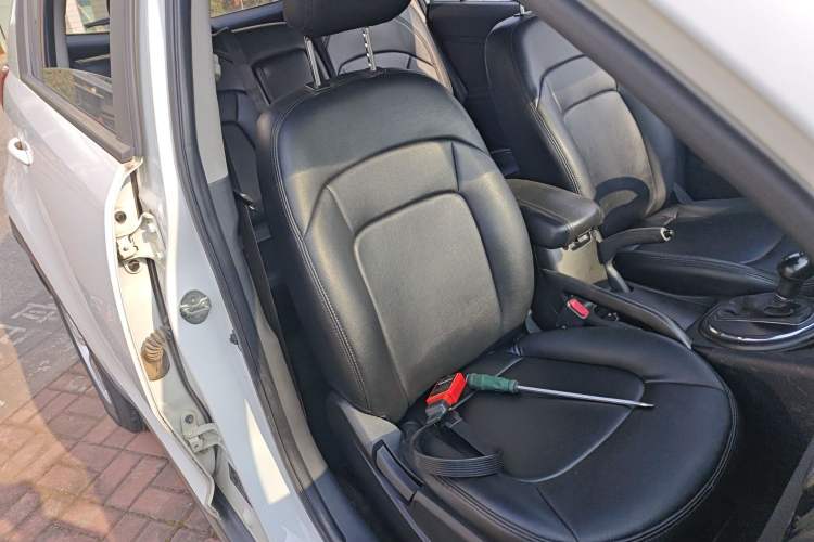 Used Kia Sportage R 2015 2.0L Automatic Two-Wheel Drive GL
