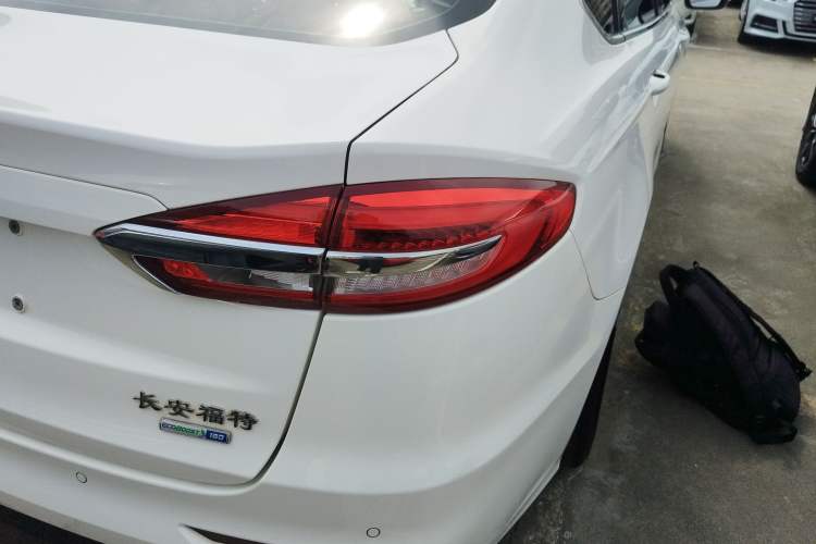 Used Ford Mondeo 2018 EcoBoost 180 Smart Control Fashion Model China V Standard