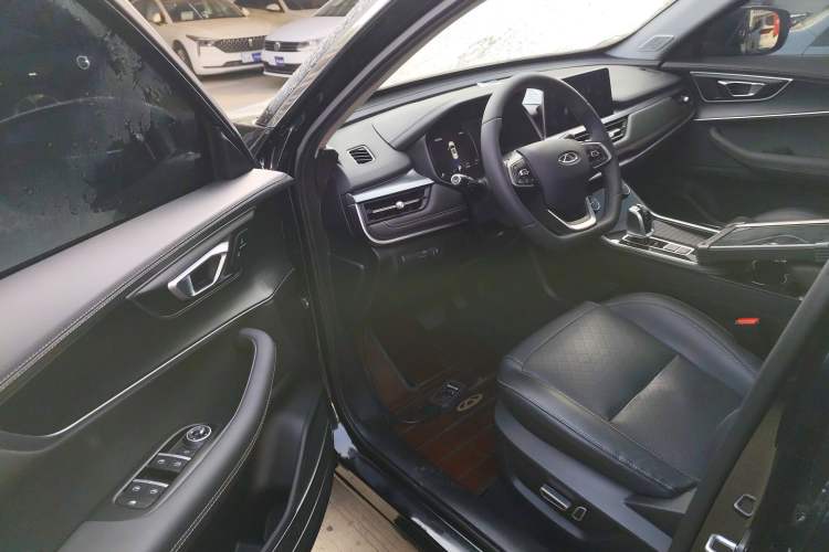 Used Chery Tiggo 8 2024 Honor Edition 230TCI Automatic Excellence Version 5 Seats
