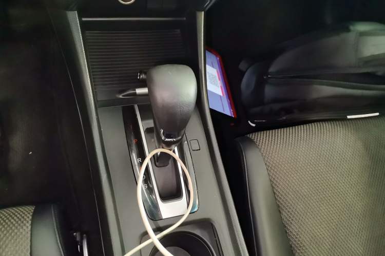 Used Honda Jade 2017 1.8L automatic Comfort version 5 seats