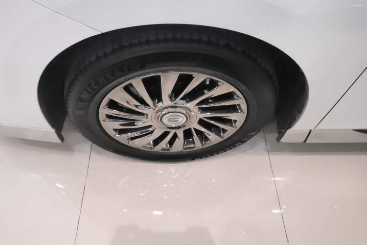 Used GAC Trumpchi M8 2023 Zongshi Series Dual-Motor YuZun Edition