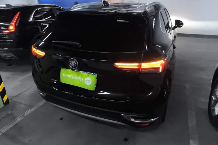 Used Buick Envision 2022 Facelift Encore S 552T Two-Wheel-Drive Luxury Model
