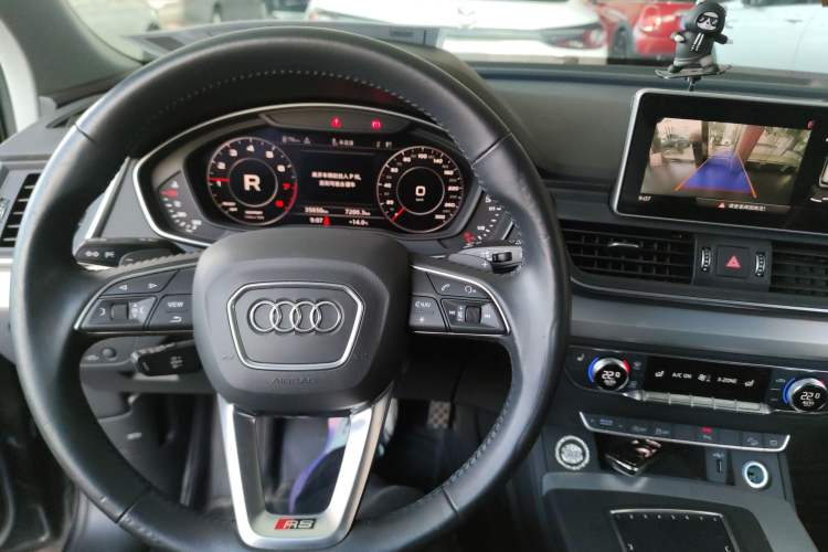 Used Audi Q5L 2020 Updated 40 TFSI Prestige Fashion Edition
