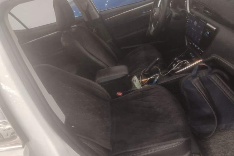 Used Toyota Corolla 2017 Revised Dual-Engine 1.8L E-CVT Elite Edition