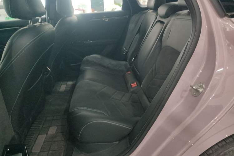 Used  L6 2024 125km Creative Edition
