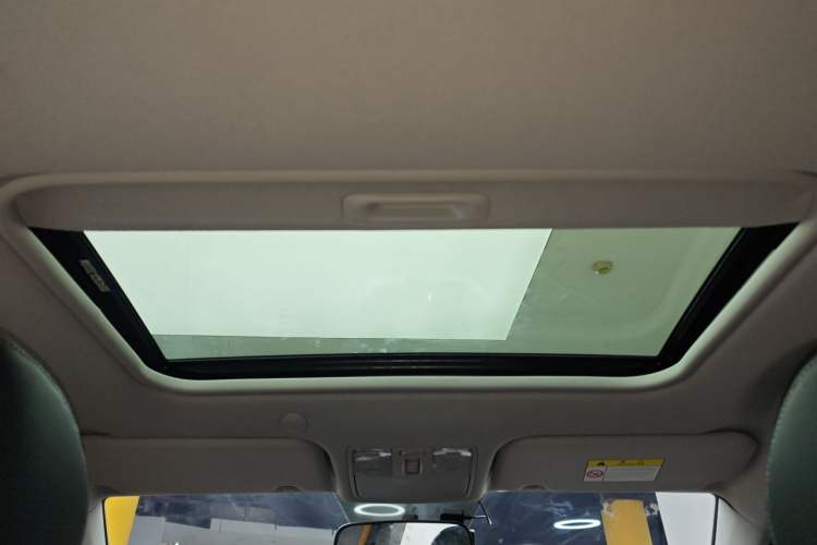 Used Kia kx1 Stonic 2021 1.4L CVT Sunroof Model