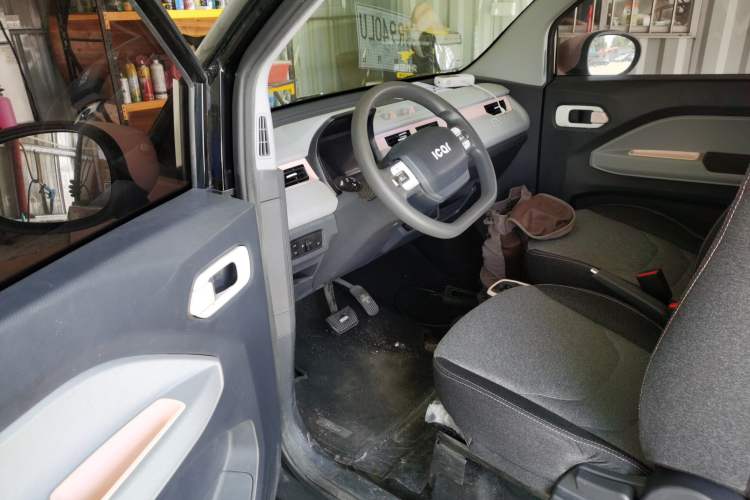 Used Chery QQ Ice Cream 2022 170km Sundae Phosphate Lithium-Ion
