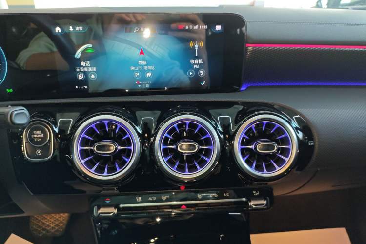 Used Mercedes-Benz A-Class 2022 Restyled A 200 L Sport Sedan Fashion Version
