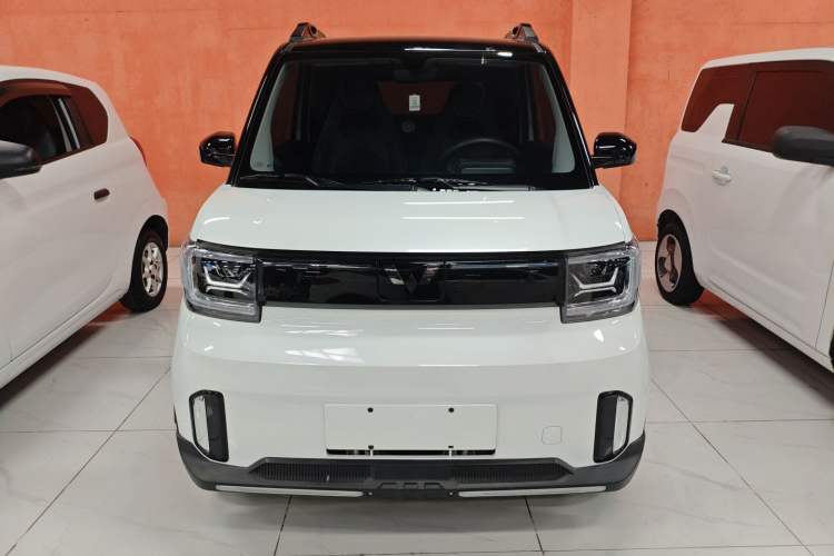 Used Wuling Hongguang MINIEV 2022 GAMEBOY 200km Gaming Edition with Lithium Iron Phosphate
