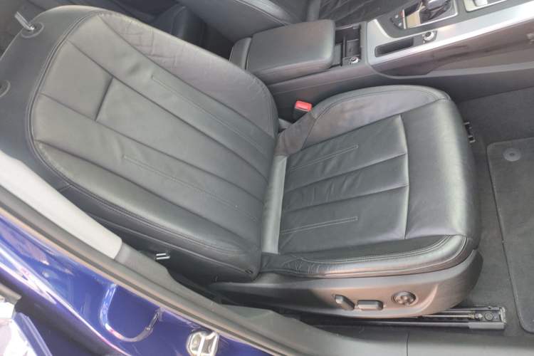 Used Audi A4L 2018 30th Anniversary Edition 40 TFSI Fashion Model