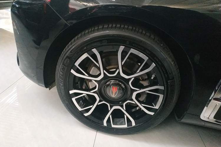 Used Hongqi H9 2023 2.0T Smart Connect Flagship Edition
