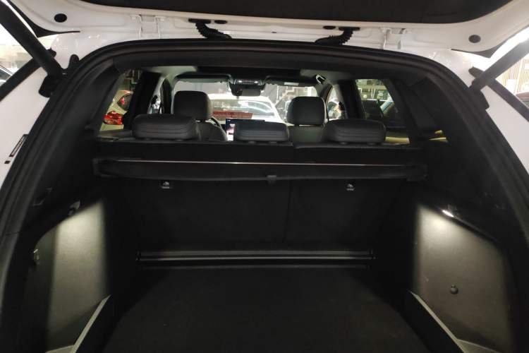 Used BYD Song L DM-i 2025 Intelligent Driving Version 160 km Beyond-Range Type
