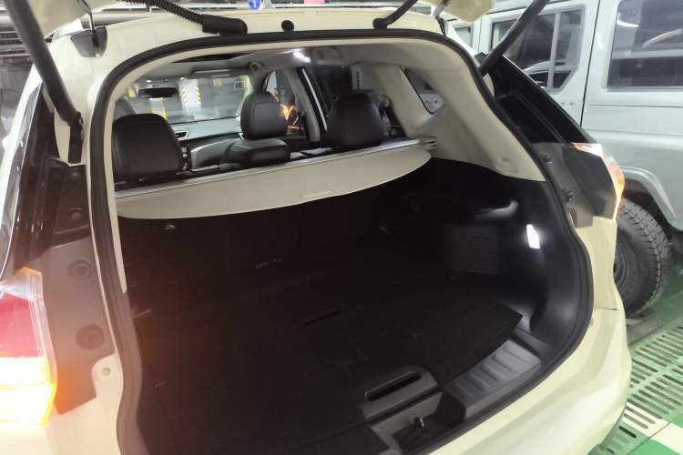 Used Nissan X-Trail 2014 2.0L CVT Comfort Edition 2WD