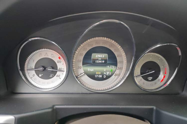 Used Mercedes-Benz GLK-Class 2014 GLK 260 4MATIC Dynamic Model
