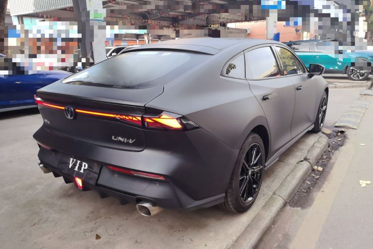 Used Changan UNI-V 2022 1.5T Prestige Version
