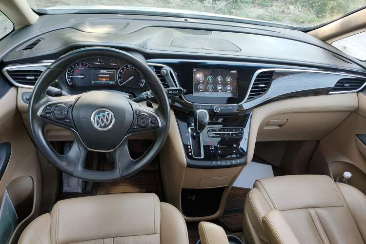 Used Buick GL8 2017 ES 28T Luxury Model China V Standard
