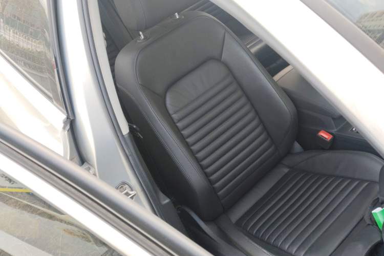 Used Volkswagen Magotan 2019 330TSI DSG Luxury Model China V Standard
