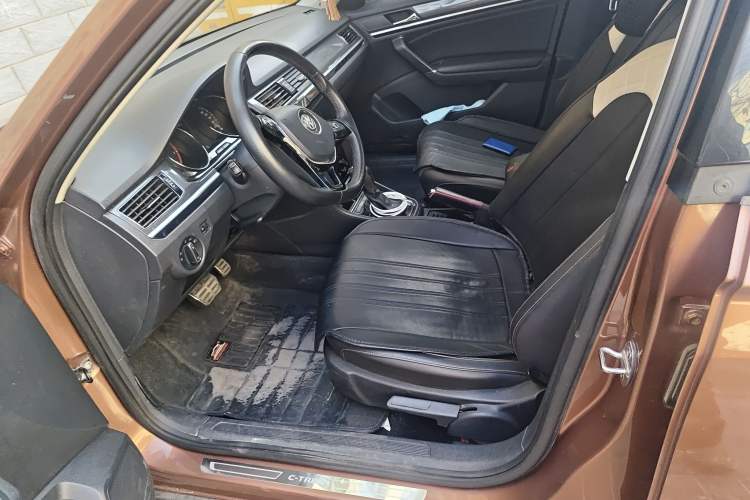 Used Volkswagen C-TREK 2018 230TSI DSG Comfort Model