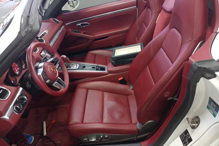 Used Porsche 718 2018 Boxster 2.0T
