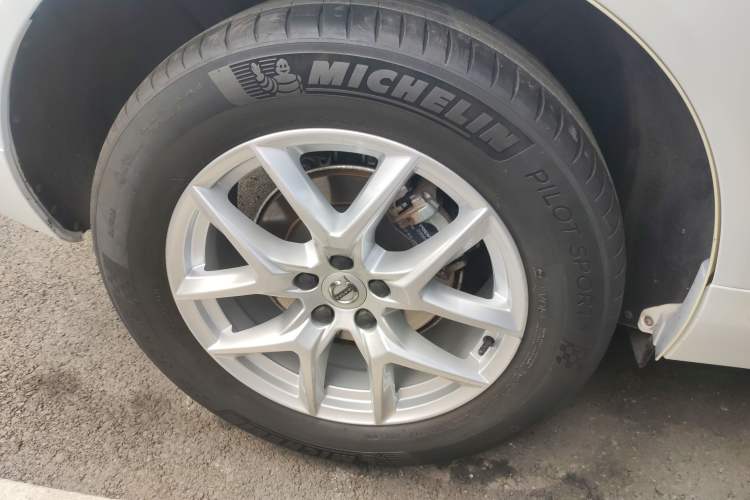 Used Volvo XC60 2019 T5 4x4 Smart Edition China VI Standard
