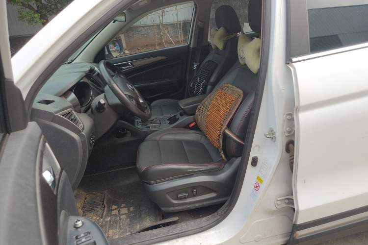 Used Changan CS75 2014 1.8T Automatic Prestige Model China IV Standard
