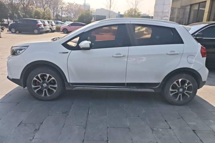 Used Geely Auto Vision X3 2017 1.5L Manual Luxury Model
