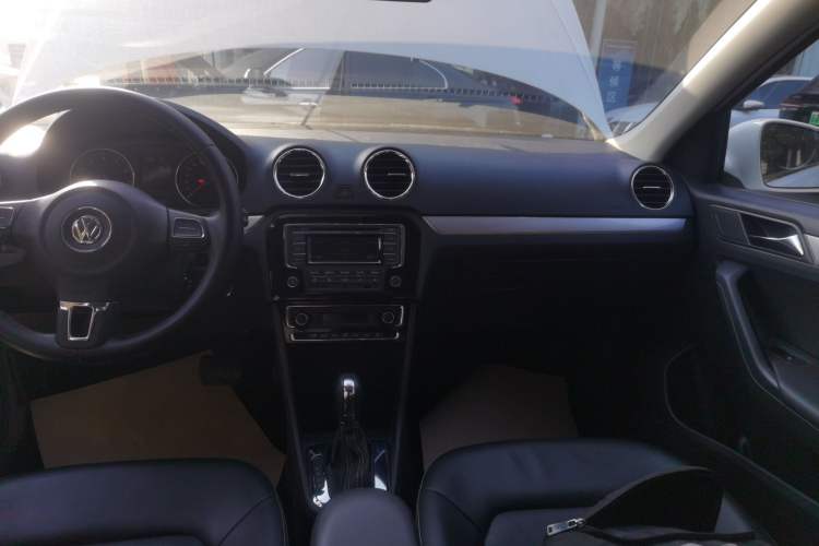 Used Volkswagen Jetta 2015 1.6L Automatic Luxury Model