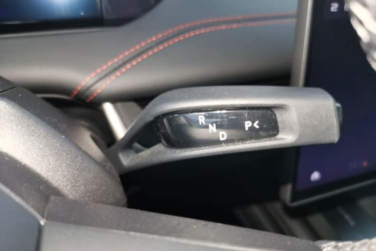 Used  SU7 2024 Rear-Drive Ultra-Long Range Advanced Pro-Level Intelligent Driving Version
