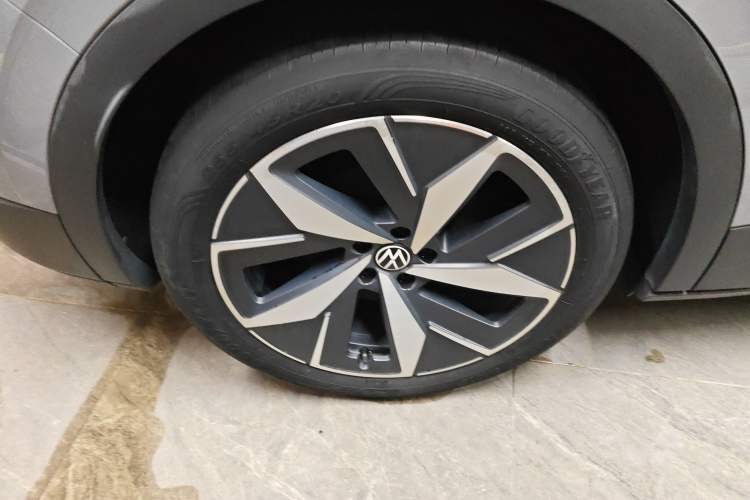 Used Volkswagen ID.4 CROZZ 2021 Long-Range PRO Two-Wheel Drive Version
