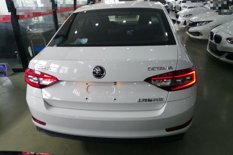 Used Skoda Octavia 2018 1.6L Automatic Comfort Edition