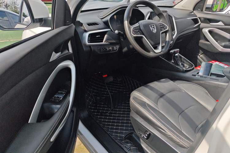 Used Baojun 530 2020 1.5T CVT Prestige Connected Version 5 Seats

