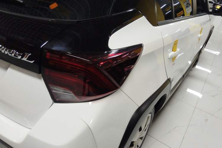 Used Toyota YARiS L 2022 X-Trail 1.5L CVT Leading PLUS Edition