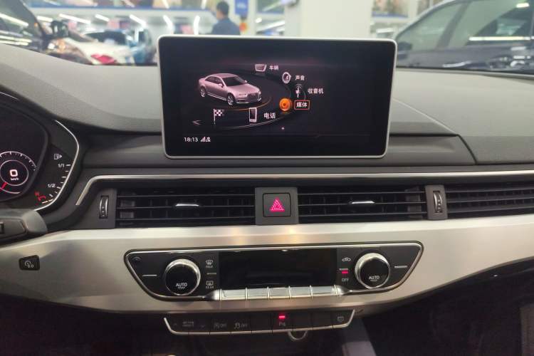 Used Audi A4L 2018 30th Anniversary Edition 40 TFSI Fashion Model