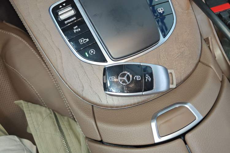 Used Mercedes-Benz E-Class 2020 Restyled E 300 L Exclusive Edition
