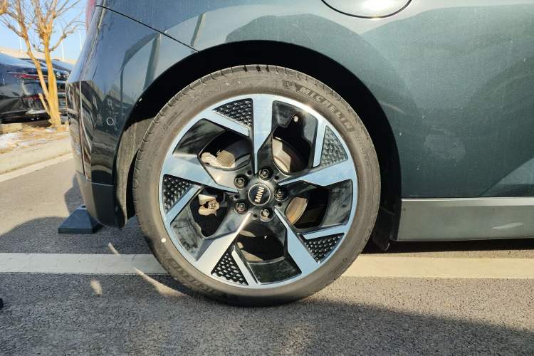 Used  Electric MINI COOPER 2024 452km COOPER SE Artist
