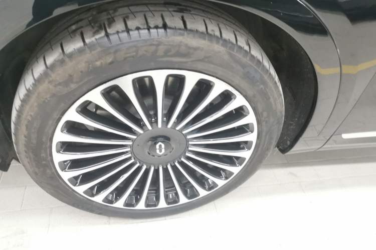 Used Hima AITO M9 2024 Range-Extended Ultra Version 42 kWh 6-Seater Model
