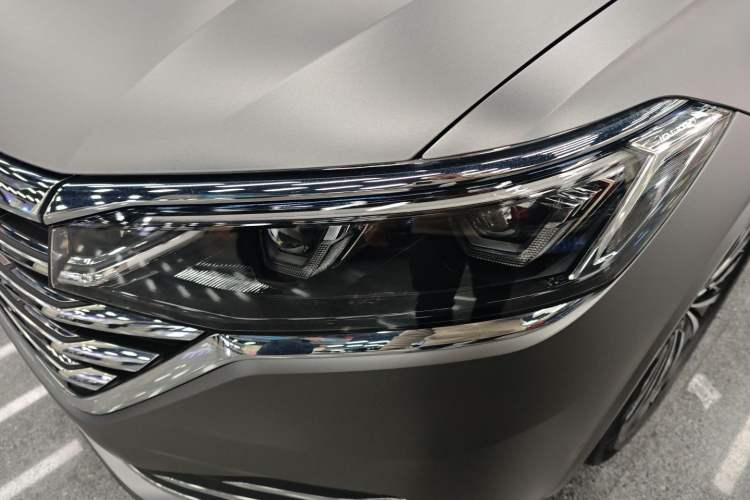 Used Volkswagen Viloran 2020 380TSI Flagship Edition
