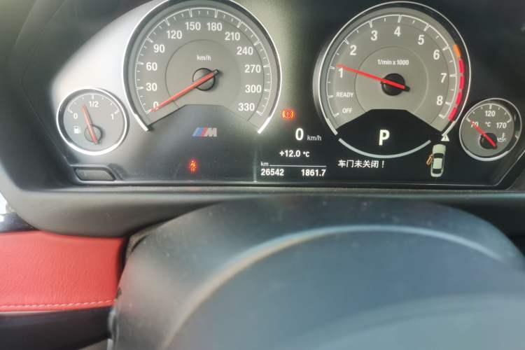 Used BMW M4 2014 M4 two-door coupe
