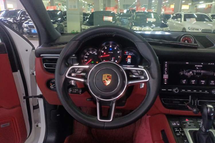 Used Porsche Macan 2021 Macan 2.0T