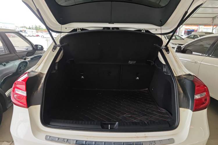 Used Mercedes-Benz GLA 2015 GLA 200 Fashion Model
