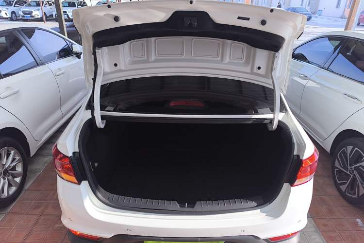 Used Kia K2 2017 Sedan 1.4L Automatic GLS
